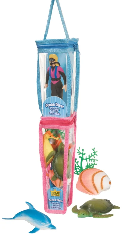 Wild Republic Nature Tube*Female Diver & Aquatic Animal Figurines